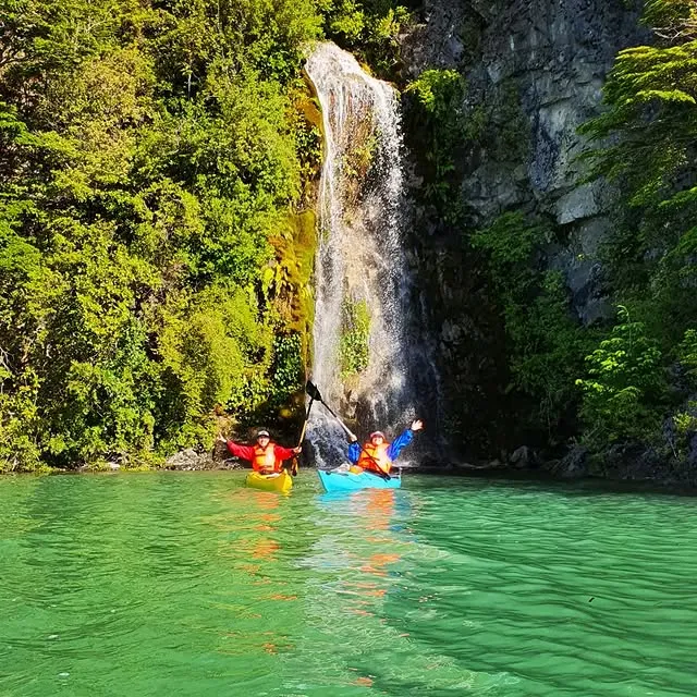 Imagen experiencias Travesía Lago y Río